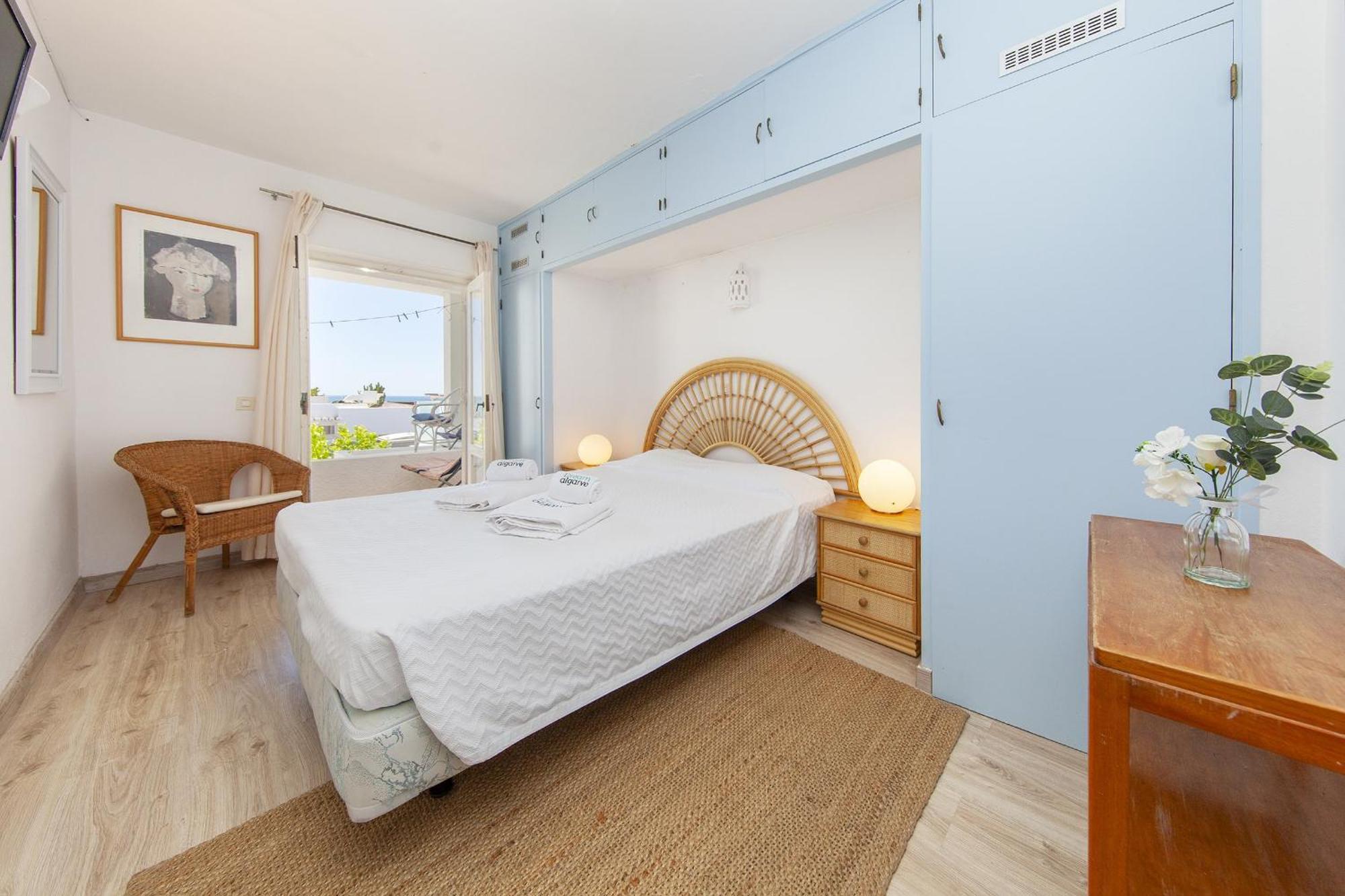C22 - Beco Do Poco Beach Townhouse In Praia Da Luz Bagian luar foto
