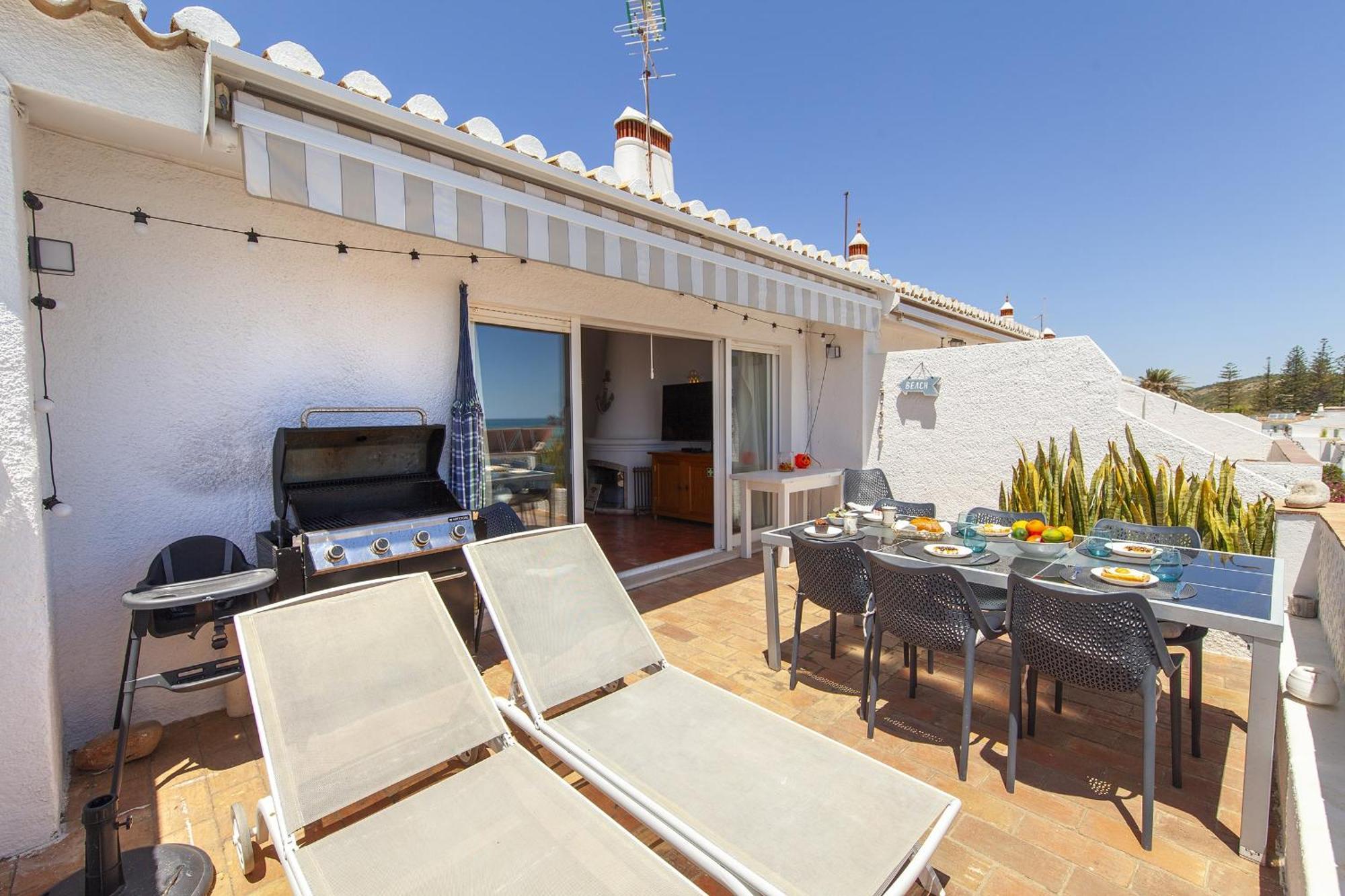 C22 - Beco Do Poco Beach Townhouse In Praia Da Luz Bagian luar foto